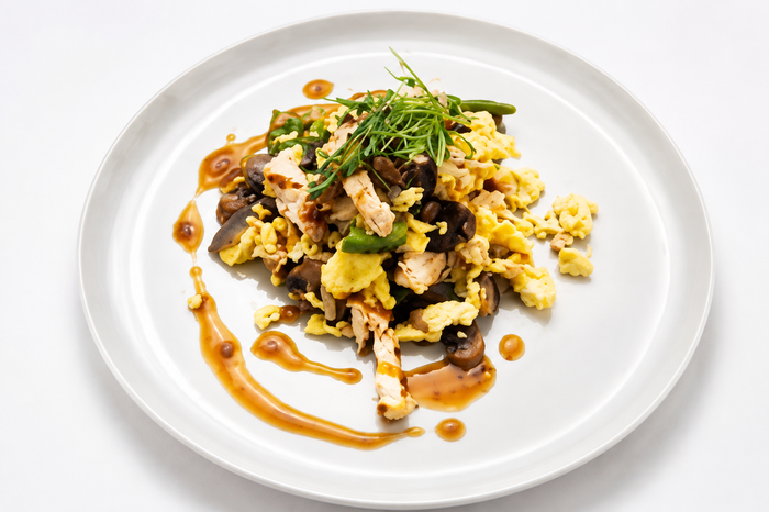 Paleo Salsa Verde Chicken Scramble