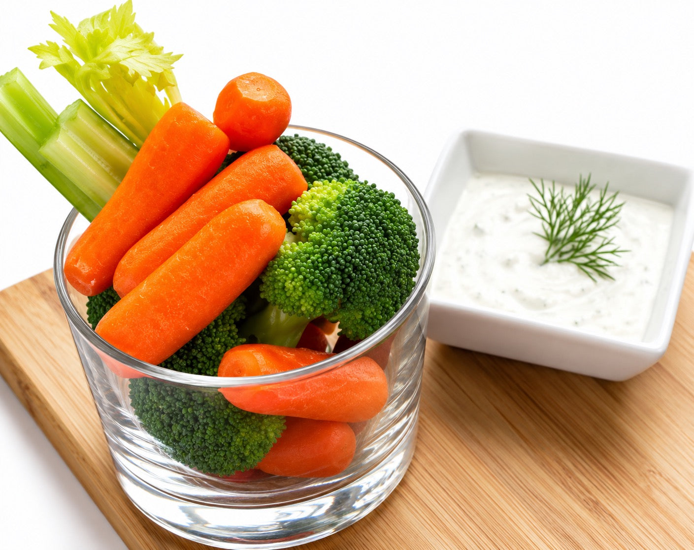 Veggies and Creamy Dill Dip