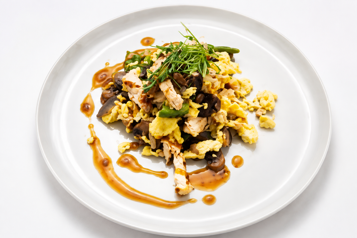 Paleo Salsa Verde Chicken Scramble